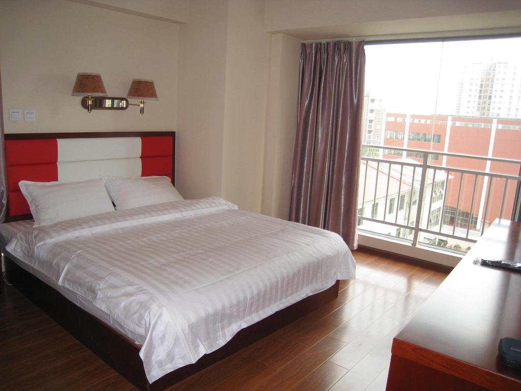 Chun Tian Hui Gu Holiday Hotel Kunming Room photo